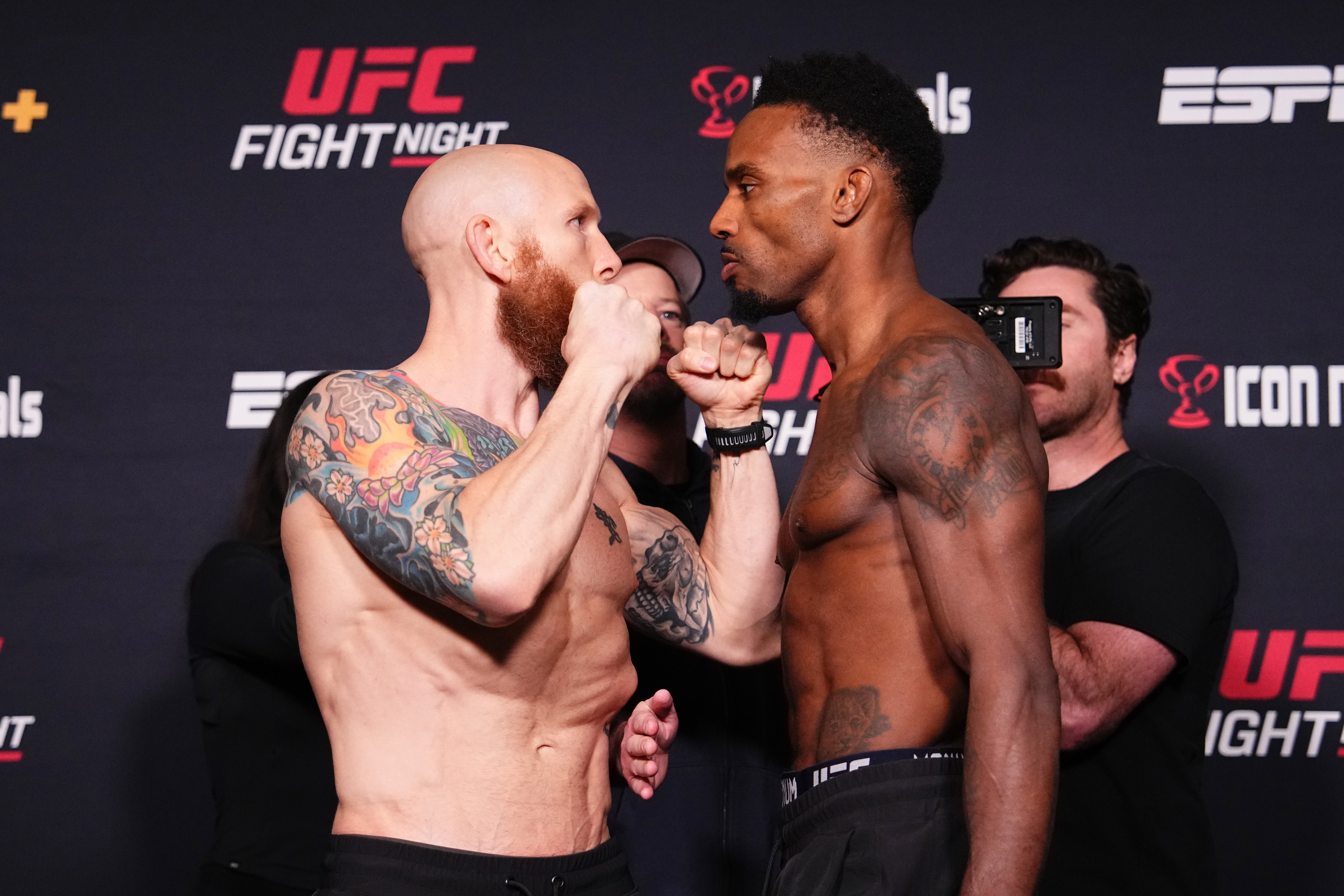 Josh Emmett and Lerone Murphy at UFC Vegas 105