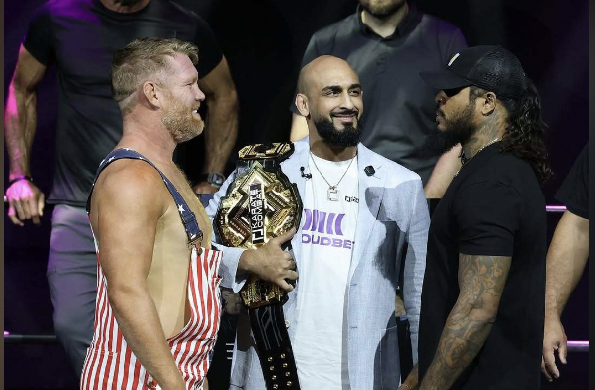 Sam Alvey and Tyrone Spong at Karate Combat 54